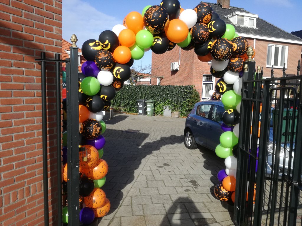 Ballondecoratie Halloween foto